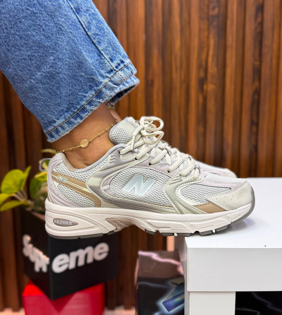 New Balance 530 Beige
