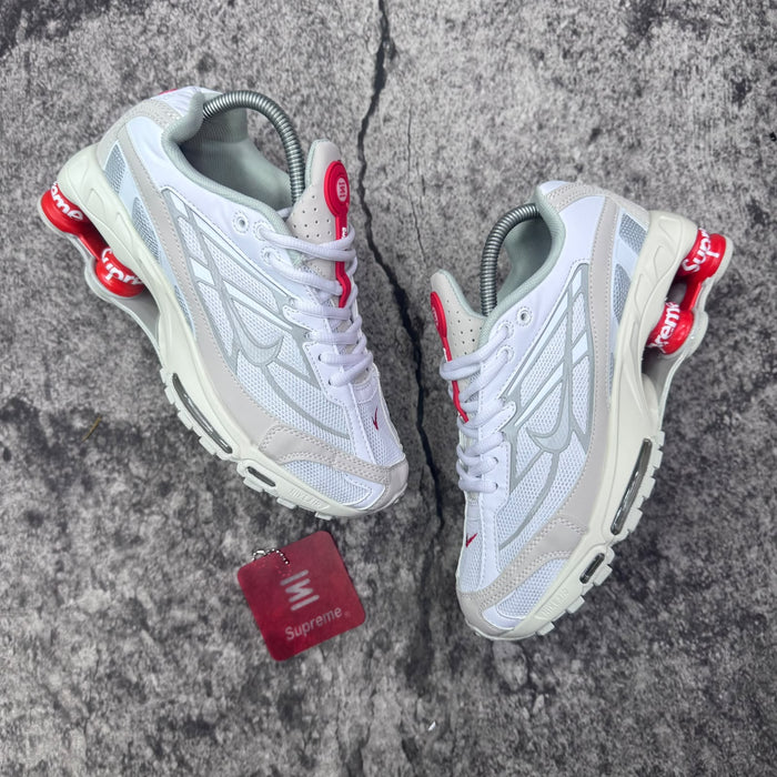 Nike SHOX x Supreme