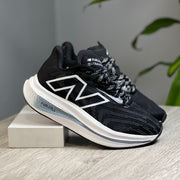 New Balance FuelCell Supercomp Trainer V2