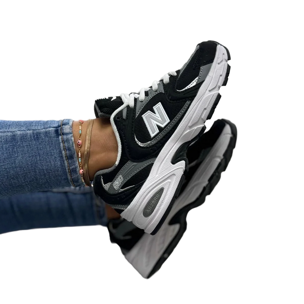 New Balance 530