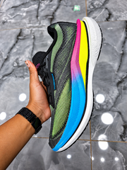 Under Armour Velociti Elite 3 NEGRA
