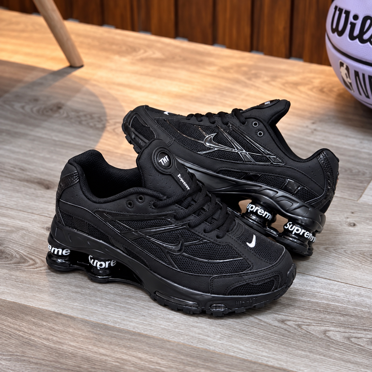Nike SHOX x Supreme